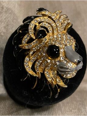 Gold and Black Lion Head Broach - Women Jewelry